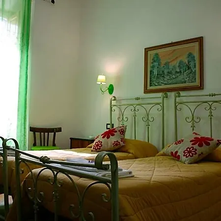 Duca D'aosta Bed & Breakfast 3*